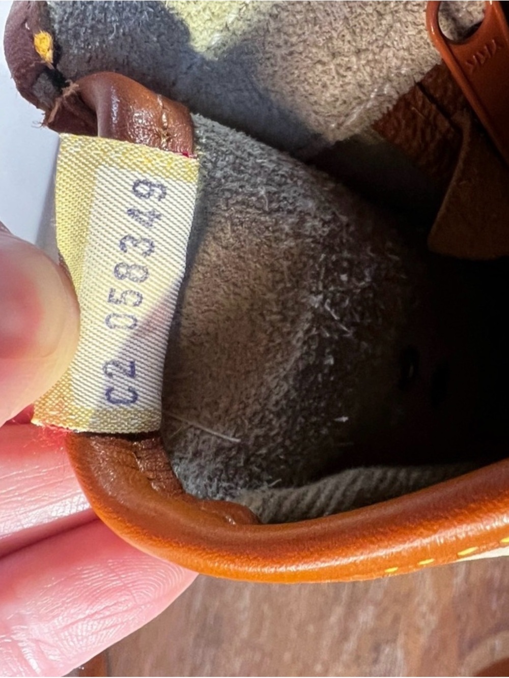 Vintage Dooney & Bourke AWL Square Carrier Crossbody Top Handle Bag USA British - Picture 12 of 16